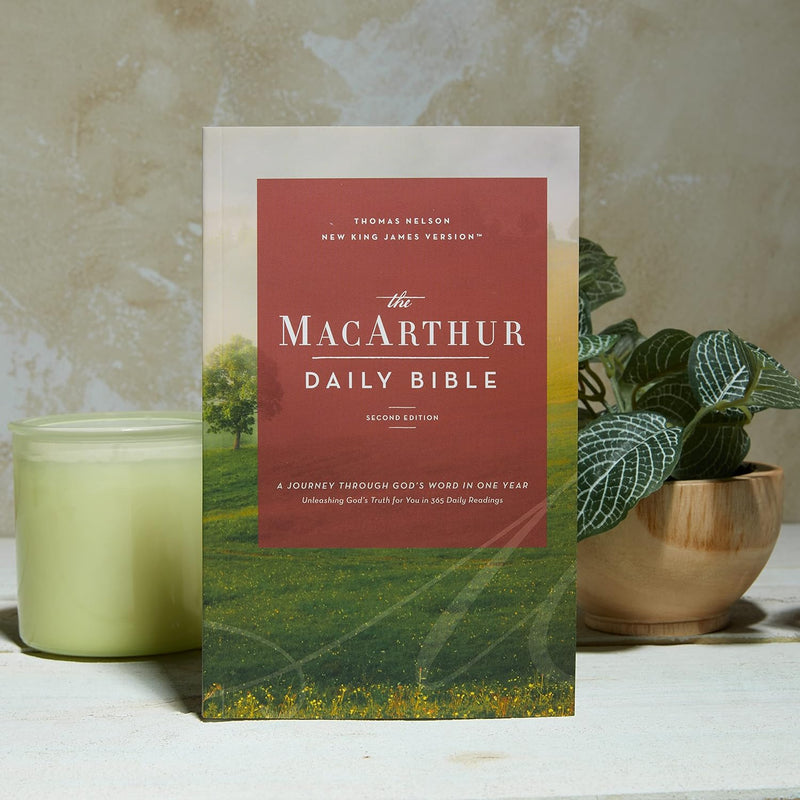 NKJV MacArthur Daily Bible 2nd Edition, Hardcover