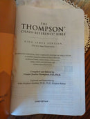 KJV, Thompson Chain-Reference Bible, Genuine Leather, Black, Red Letter, Comfort Print