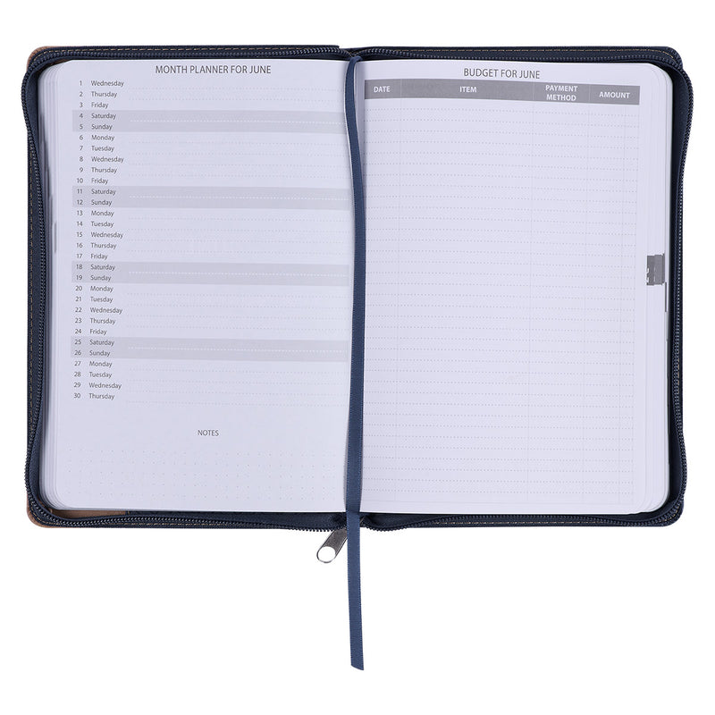 DAILY PLANNER NAVY 2022