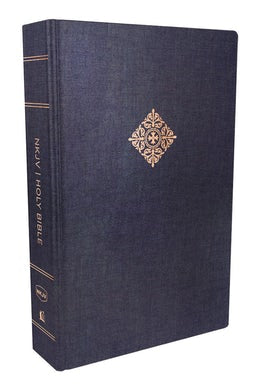 NKJV, Deluxe Reader's Bible, Cloth over Board, Blue, Comfort Print